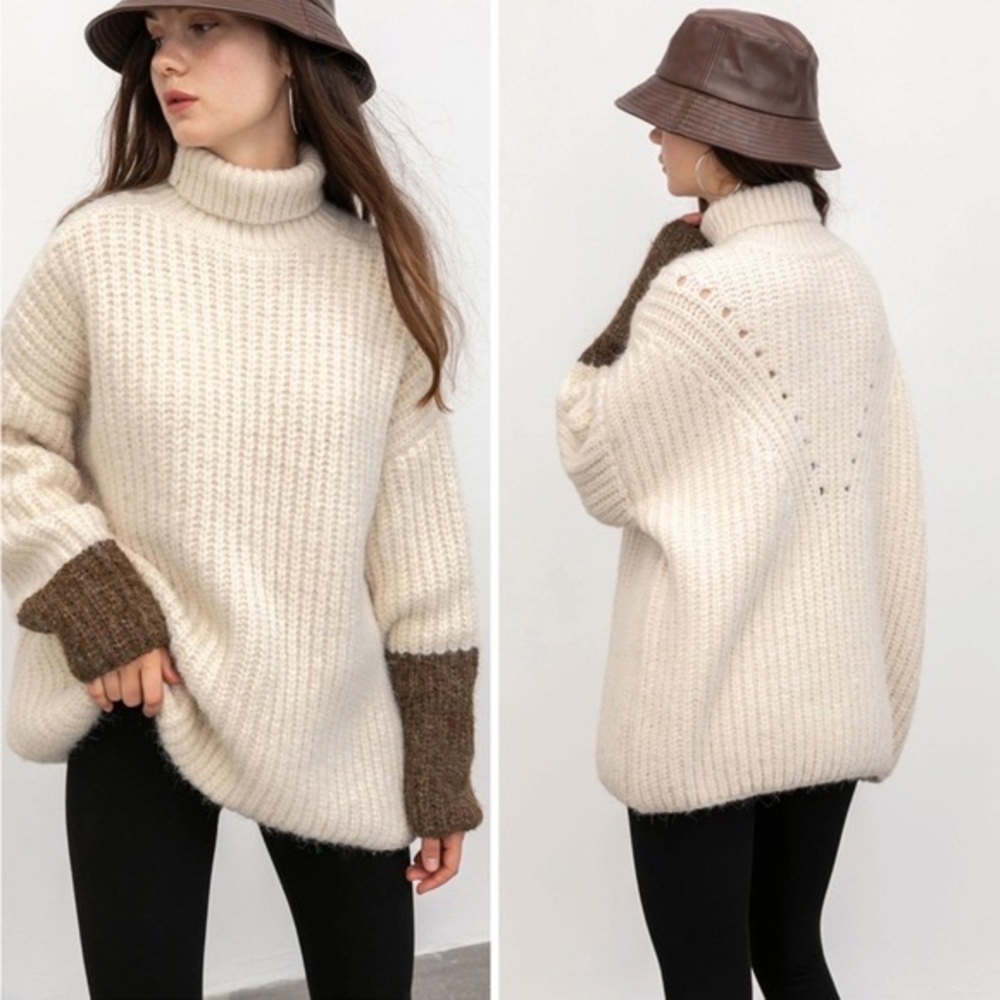 Turtleneck Sweater - Very warm and cozy